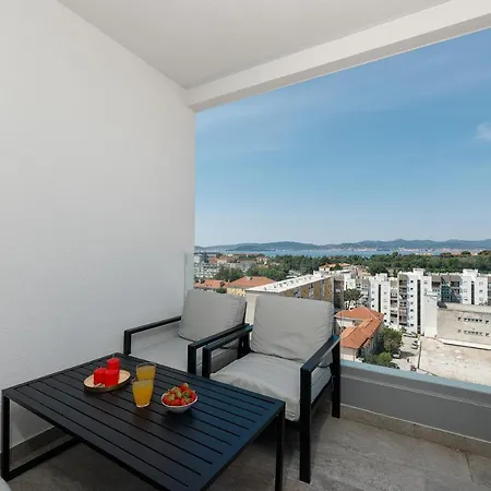 Malo Zadar Center - Rooftop, Wifi, Parking Exterior photo